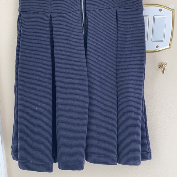 Club Monaco cotton navy pleated dress size 00 - Picture 4 of 5